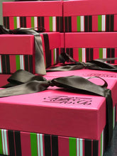 Load image into Gallery viewer, Milk Chocolate Almon Classic Toffee - 1/2 lb - Toffee To Go