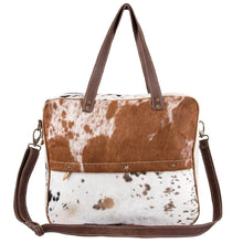 Load image into Gallery viewer, Ibelia - Leather / Hide Bag
