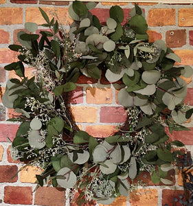 Eucalyptus Wreath - 22"
