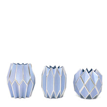 Load image into Gallery viewer, Lucy Grymes Periwinkle Flower Vase Wraps - 3 in a box
